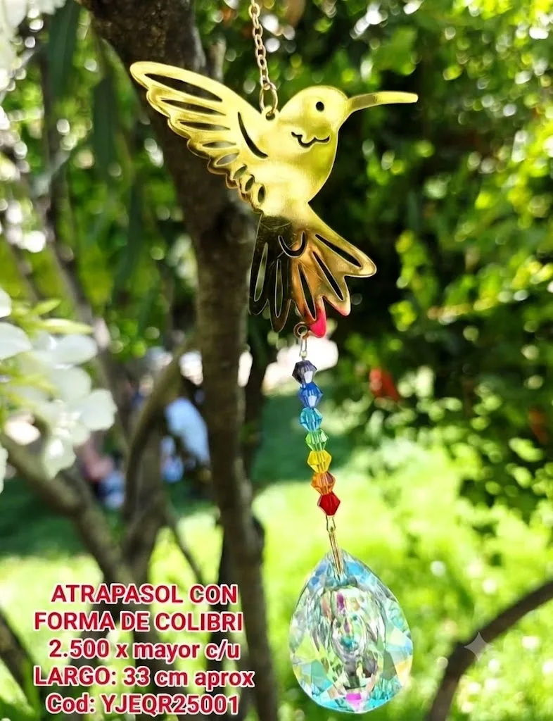 Atrapasoles Colibrí Dorado con Cuentas de 7 Chakras y Gran Lágrima Prismática