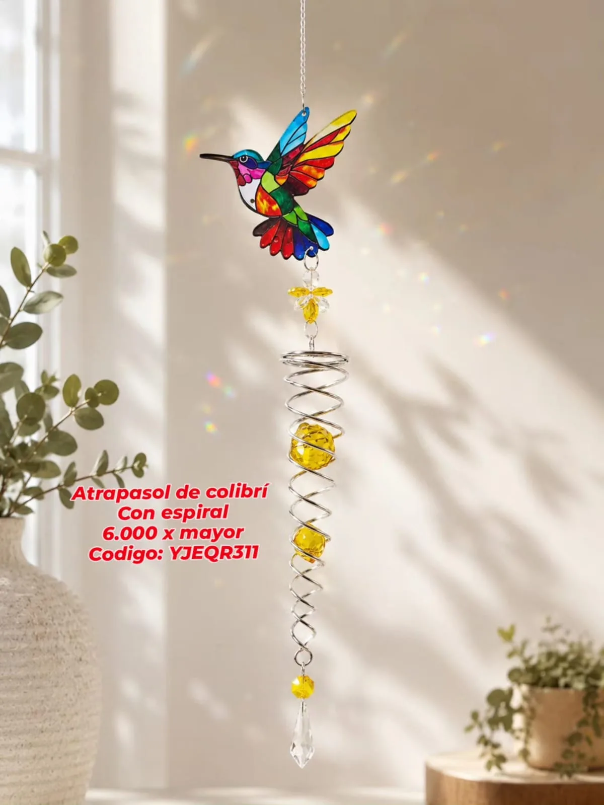Atrapasoles Colibrí Multicolor Estilo Vitral con Espiral Cinético, Esferas Amarillas y Lágrima Prismática