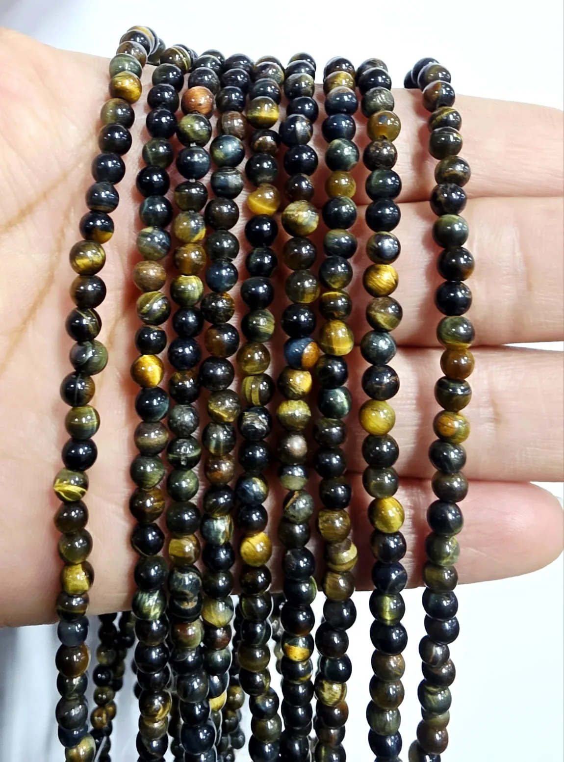 Tira de piedras de Ojo de Halcón N°4