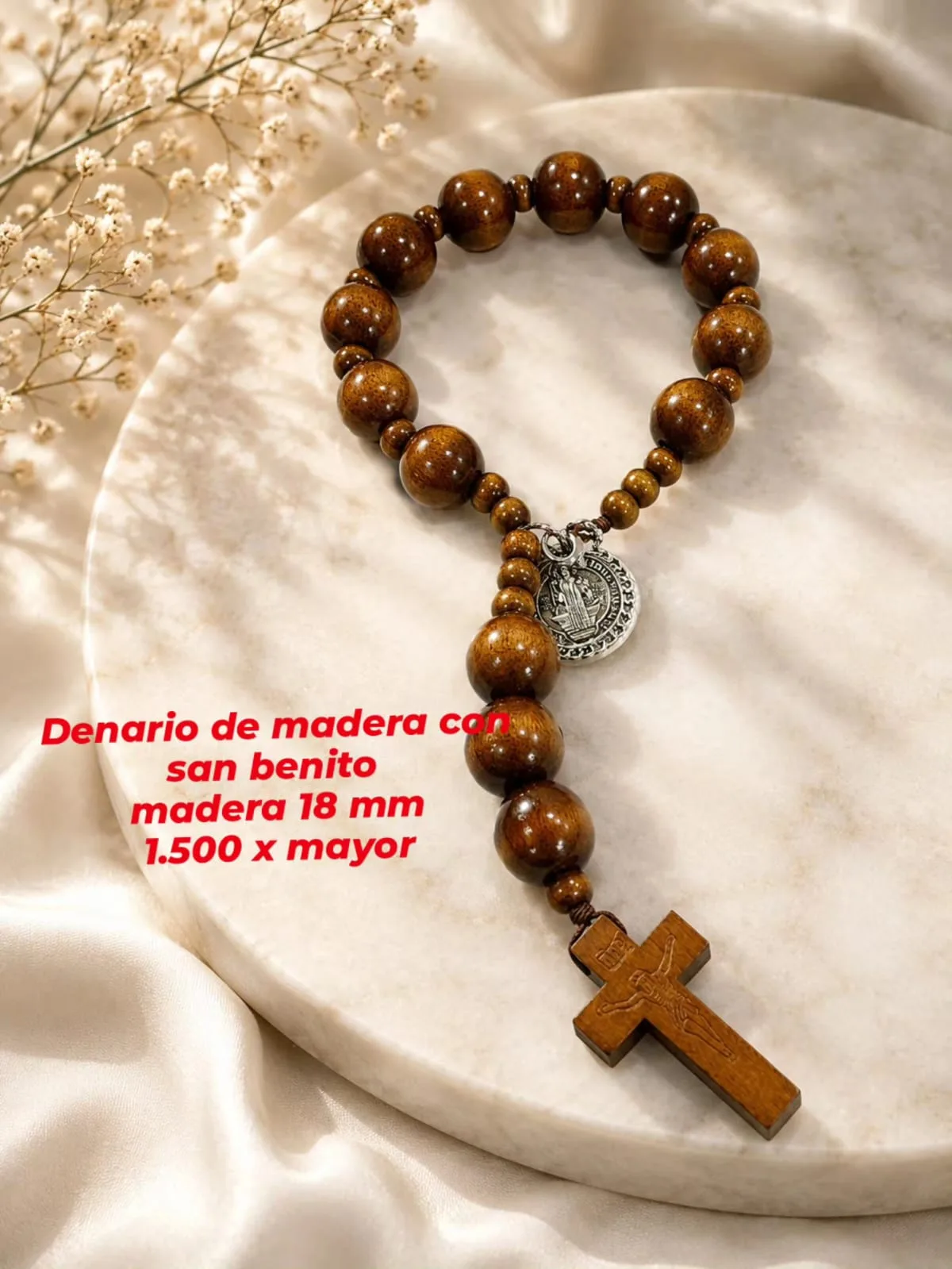 Denario de madera con San Benito (cafe)