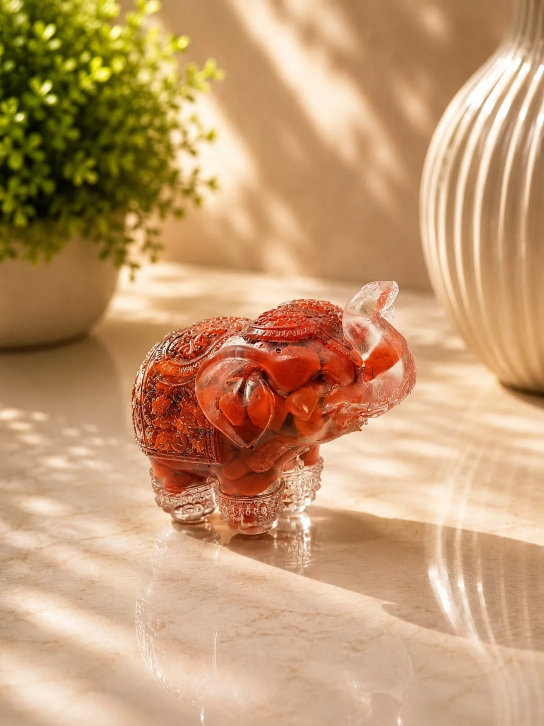 Elefante de Resina con Cuarzo Molido - Rojo