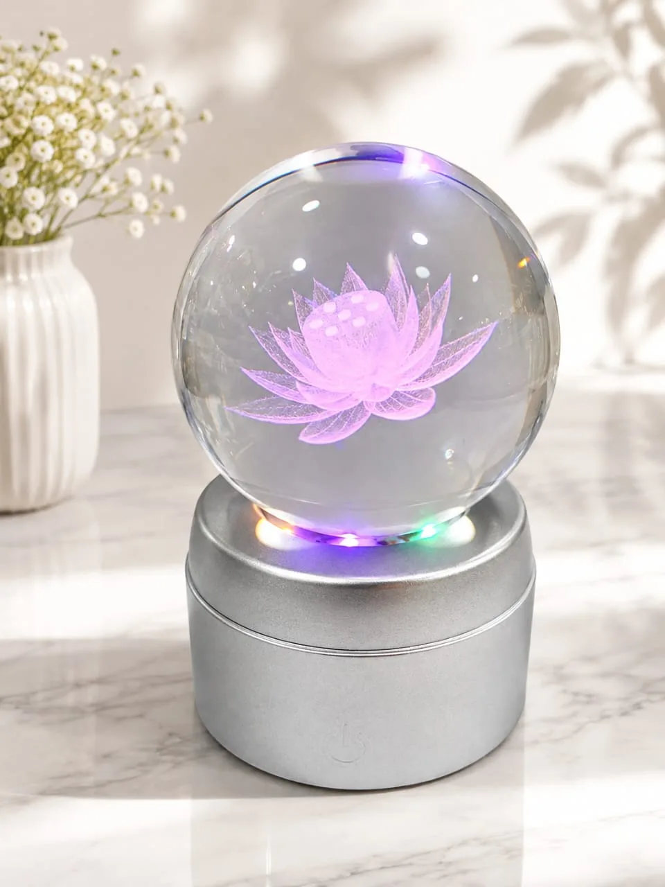 Lampara de Mesa Bola de Cristal Giratorio Flor de Loto con Base Plateada