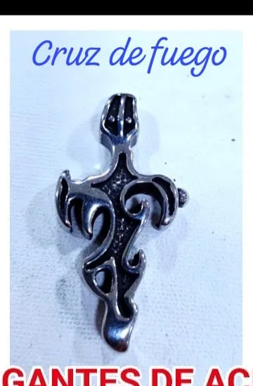 Colgante de Acero - Cruz de fuego