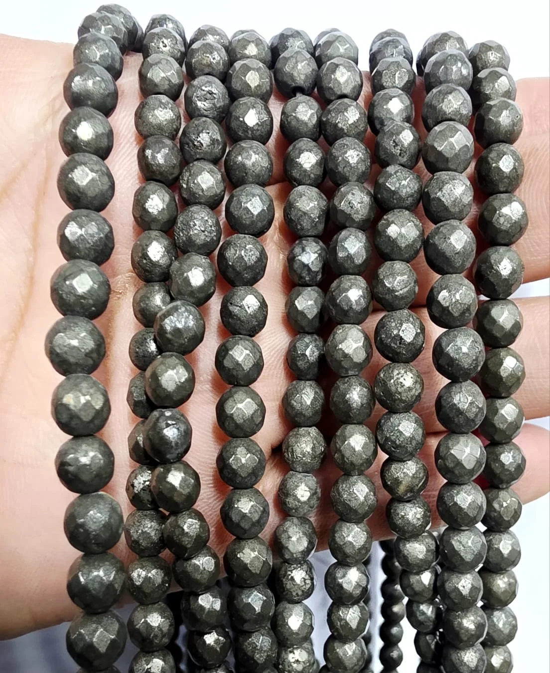 Tira de piedras de Pirita Facetada N°6