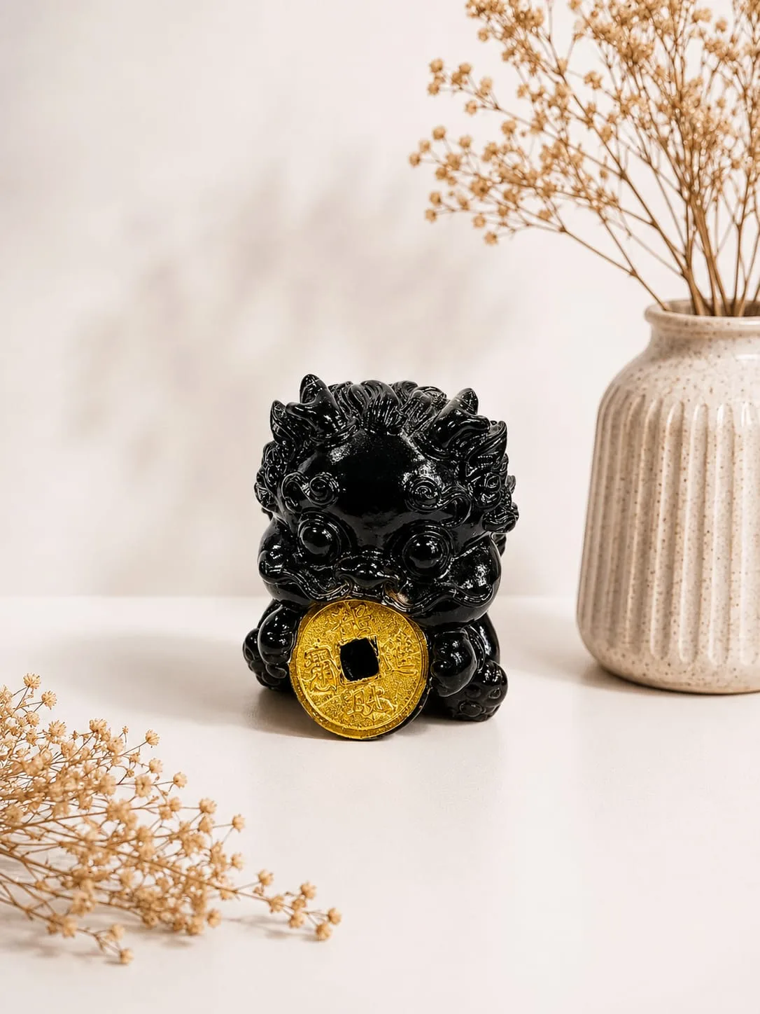 Perro Fu Chino (Pixiu) con Moneda China, Color Negro (Obsidiana)