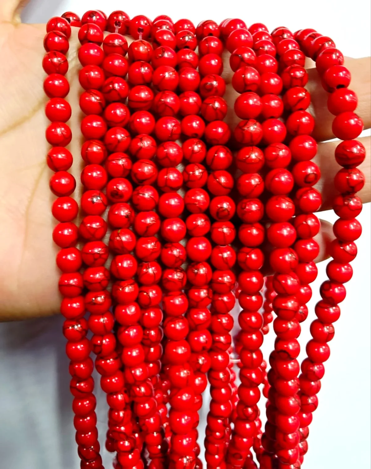 Tira de piedras de Howlita Roja N°6