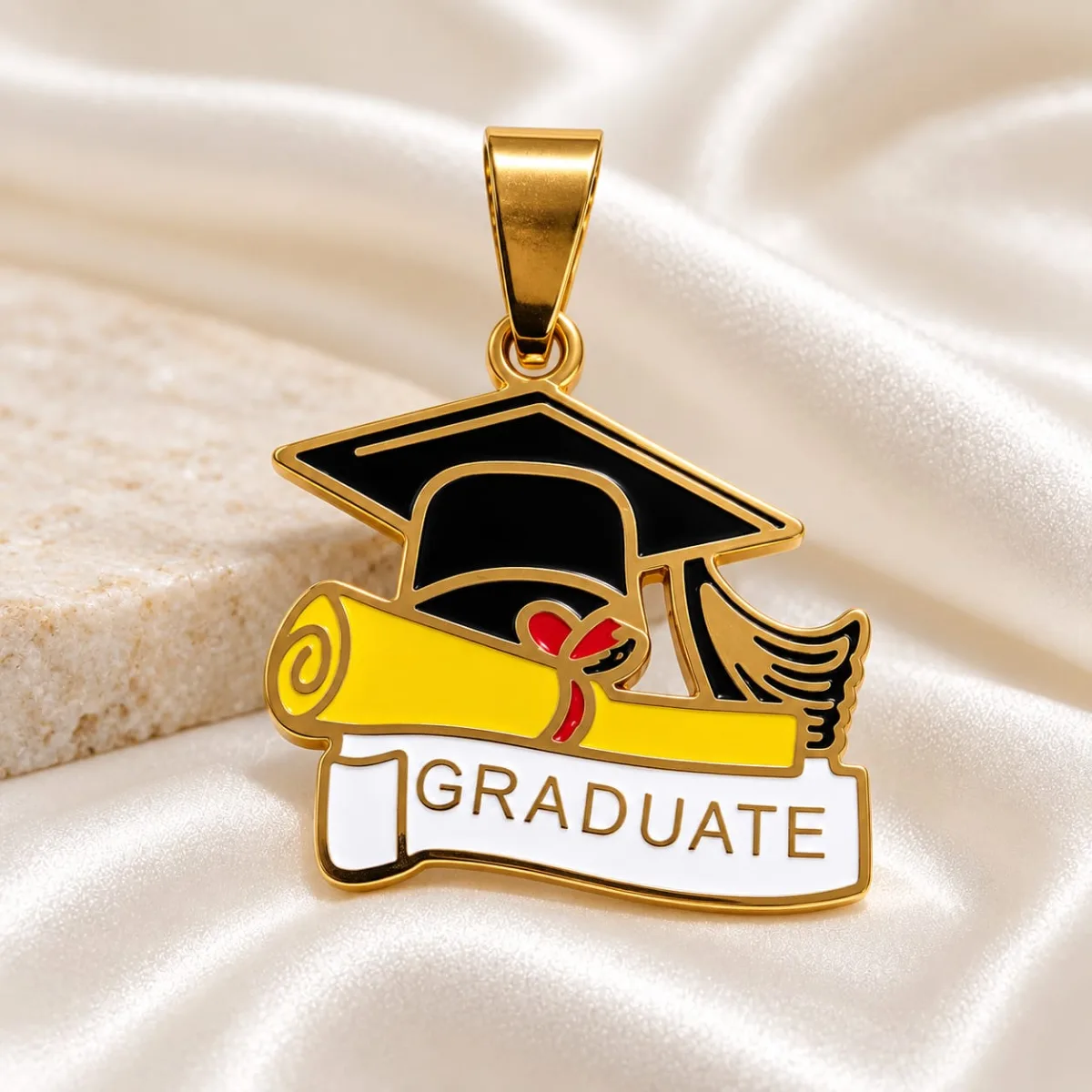 Dije de Acero Graduación Pergamino Graduate